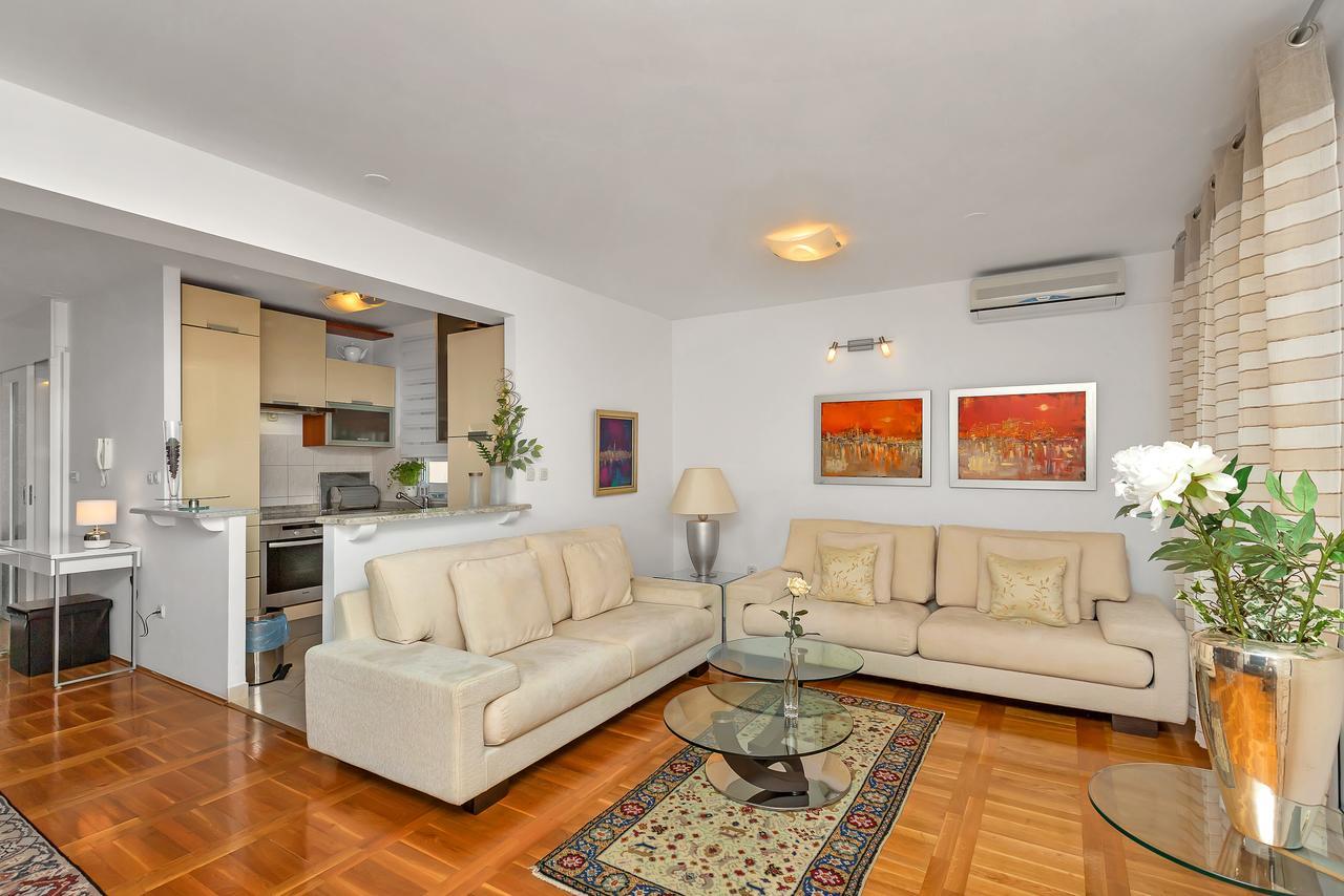 Apartment Manhattan Makarska Exterior photo